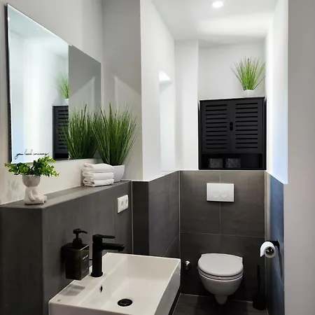 Elias Modern Lifestyle Apartment